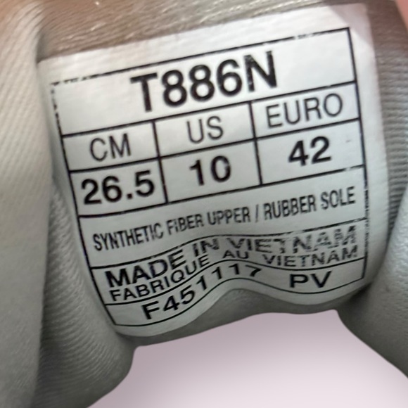 Asics GEL-NIMBUS 20 PLATINUM
Women's Shoes Size 10 - Picture 6 of 6